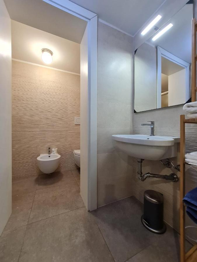 Flat 24 Maggio Apartment Lecce Luaran gambar