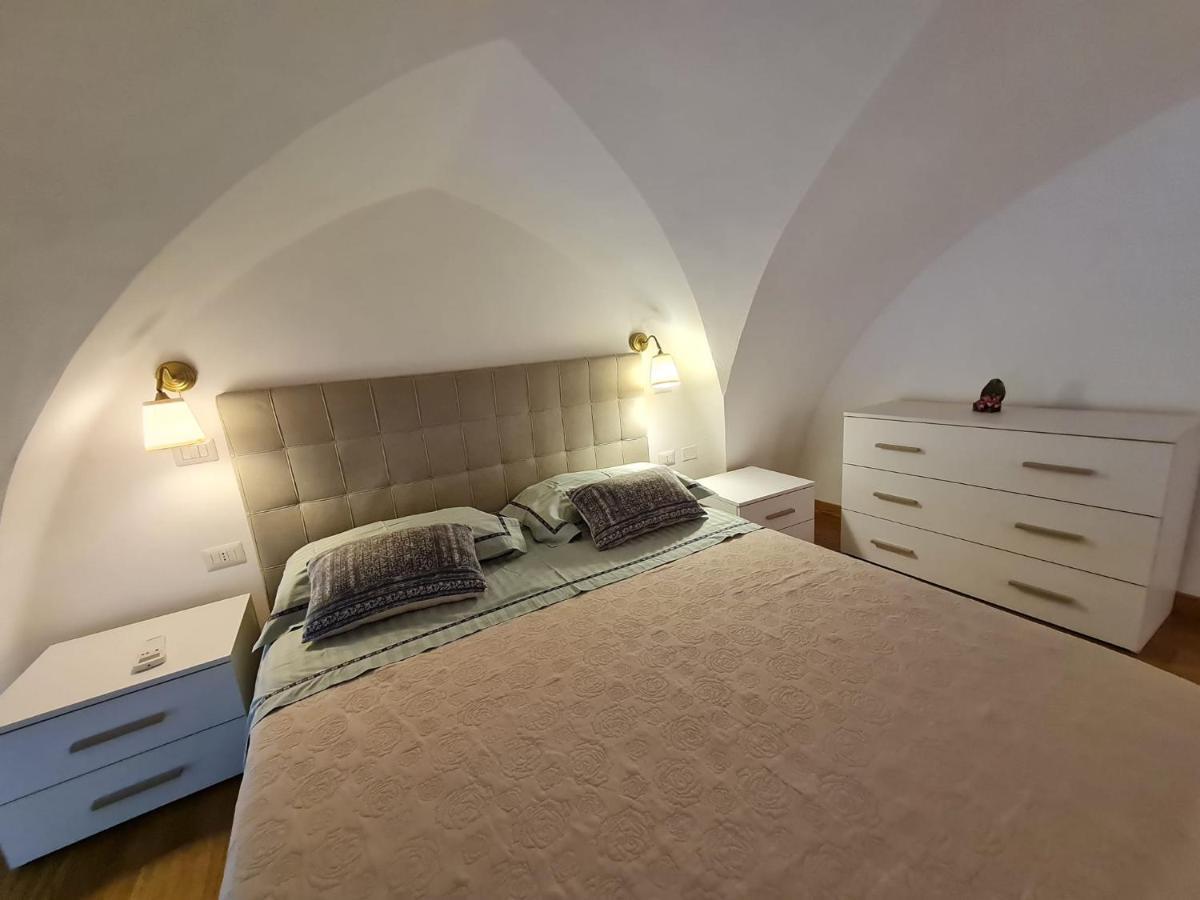 Flat 24 Maggio Apartment Lecce Luaran gambar